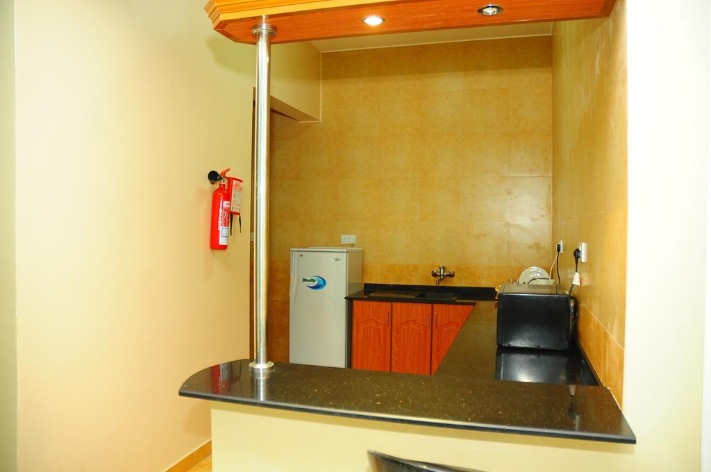 סור Al Faisal Hotel Suites חדר תמונה