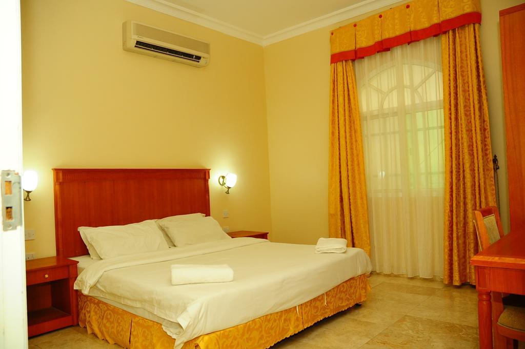 סור Al Faisal Hotel Suites חדר תמונה
